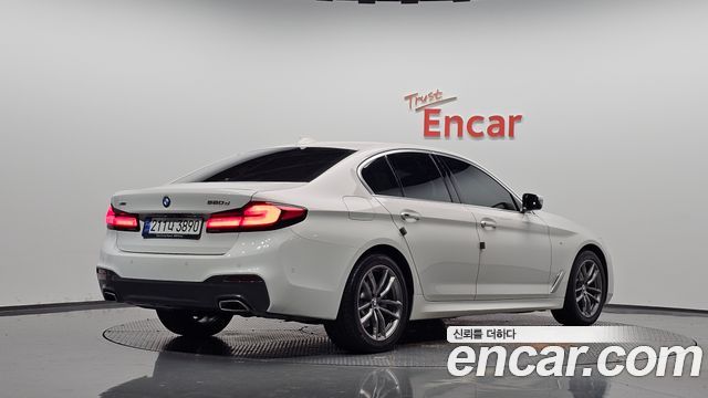 BMW 5 Series (G30) 520d xDrive M Sport Package Plus 2018 — фото 2