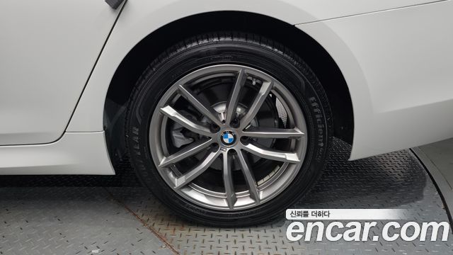 BMW 5 Series (G30) 520d xDrive M Sport Package Plus 2018 — фото 21