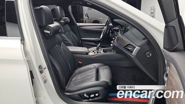 BMW 5 Series (G30) 520d xDrive M Sport Package Plus 2018 — фото 26