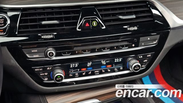 BMW 5 Series (G30) 520d xDrive M Sport Package Plus 2018 — фото 27