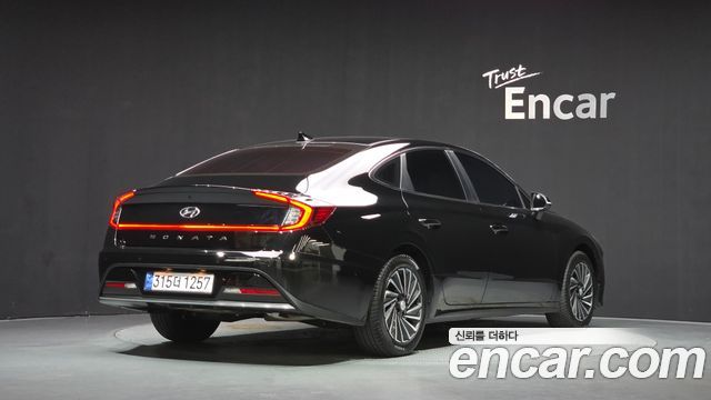 Hyundai Sonata Hybrid (DN8) Premium Plus 2023 — фото 2