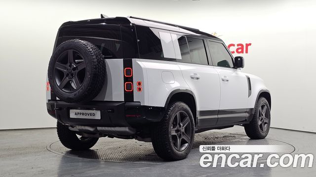 Land Rover Defender (L663) 110 D250 X-Dynamic SE 2026 — фото 2