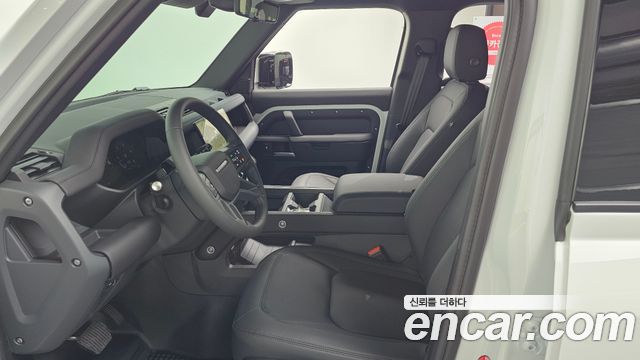 Land Rover Defender (L663) 110 D250 X-Dynamic SE 2026 — фото 3