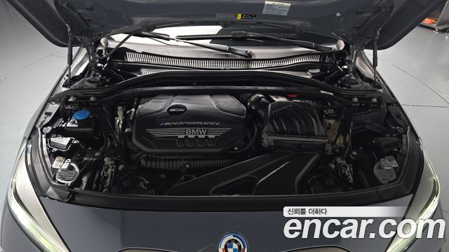 BMW 1 Series (F40) M135i xDrive 2023 — фото 6