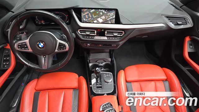 BMW 1 Series (F40) M135i xDrive 2023 — фото 7