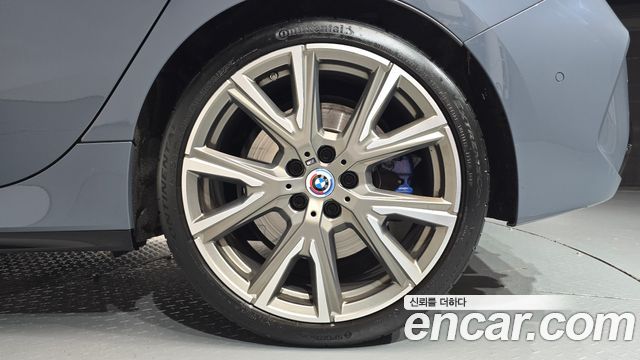 BMW 1 Series (F40) M135i xDrive 2023 — фото 21