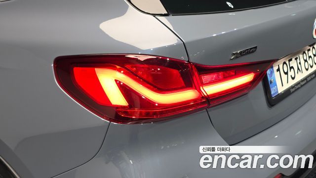 BMW 1 Series (F40) M135i xDrive 2023 — фото 23