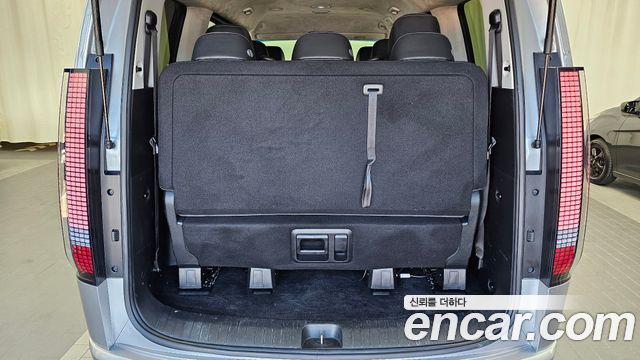 Hyundai Staria 4WD Lounge 9-Seater Prestige 2023 — фото 20