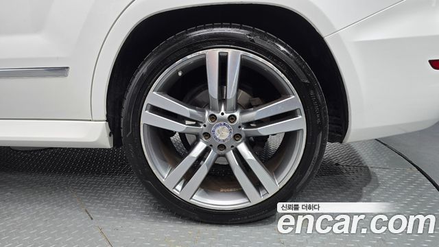 Mercedes-Benz GLK-Class (X204) GLK220 CDI Premium 2015 — фото 21