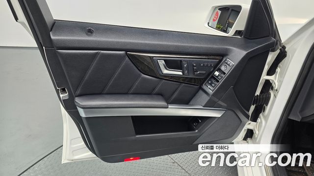 Mercedes-Benz GLK-Class (X204) GLK220 CDI Premium 2015 — фото 24