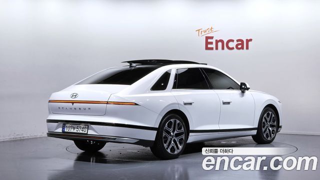 Hyundai Grandeur (GN7) 2,5 Gasoline 2WD Exclusive 2024 — фото 2