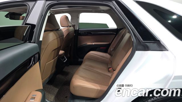 Hyundai Grandeur (GN7) 2,5 Gasoline 2WD Exclusive 2024 — фото 12
