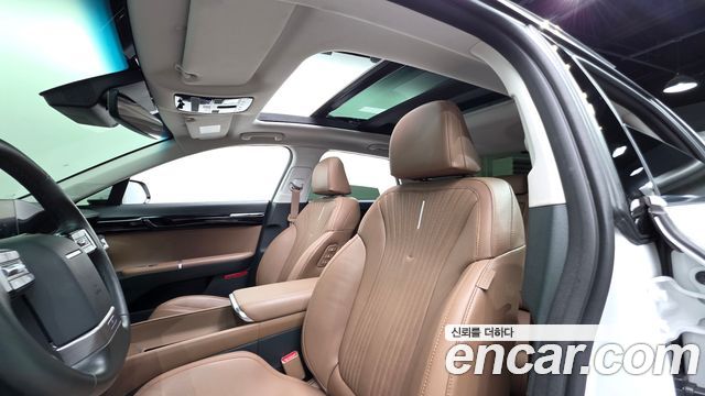Hyundai Grandeur (GN7) 2,5 Gasoline 2WD Exclusive 2024 — фото 18