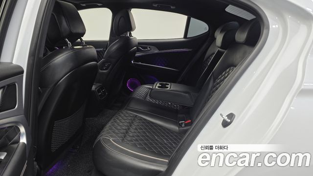Genesis G70 2.0T AWD Sport Package 2019 — фото 16
