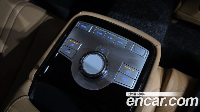 Genesis G80 (RG3) Gasoline 2.5 Turbo AWD 2026 — фото 19
