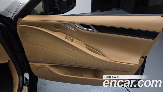 Genesis G80 (RG3) Gasoline 2.5 Turbo AWD 2026 — фото 25