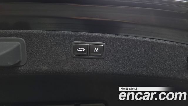 Genesis G80 (RG3) Gasoline 2.5 Turbo AWD 2026 — фото 32