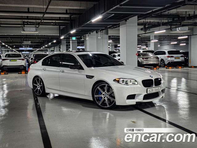 BMW M5 (F10) M5 Sedan Competition Edition 2016 — фото 2