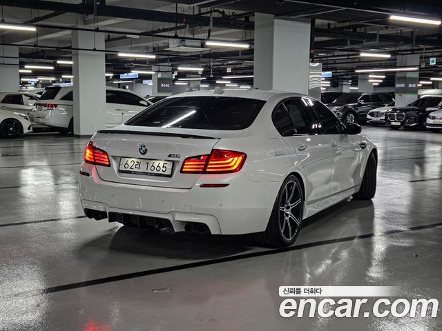 BMW M5 (F10) M5 Sedan Competition Edition 2016 — фото 3