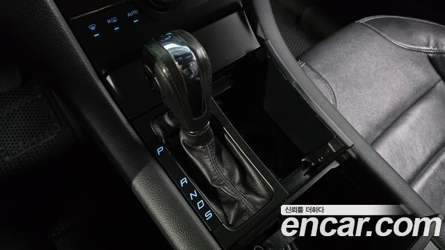Ford Taurus 2.0 SEL EcoBoost 6th 2015 — фото 9