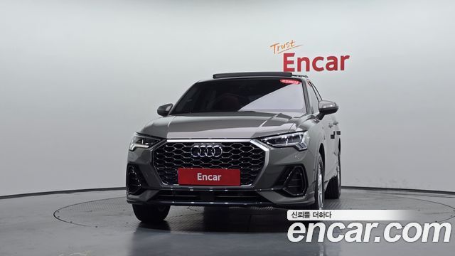 Audi Q3 (F3) 35 TDI Premium Sportback 2022 — фото 3