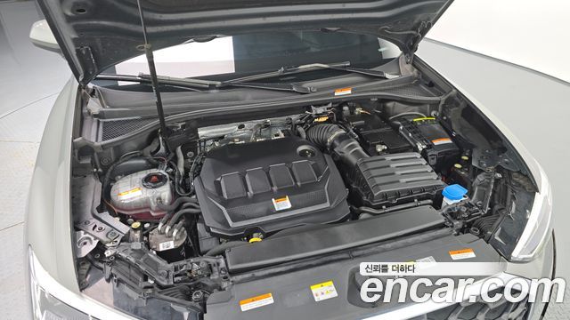 Audi Q3 (F3) 35 TDI Premium Sportback 2022 — фото 6
