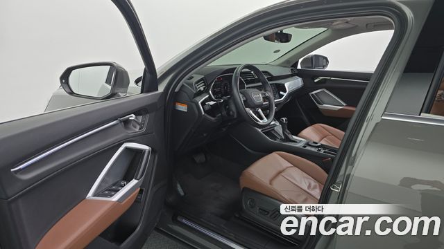 Audi Q3 (F3) 35 TDI Premium Sportback 2022 — фото 10