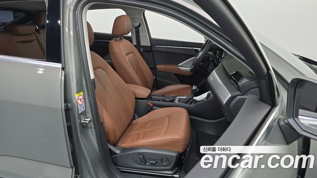 Audi Q3 (F3) 35 TDI Premium Sportback 2022 — фото 26