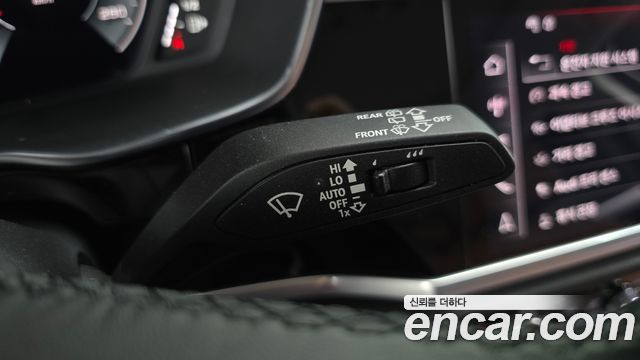Audi Q3 (F3) 35 TDI Premium Sportback 2022 — фото 30