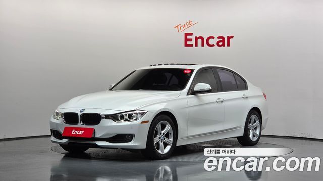 BMW 3 Series (F30) 320i