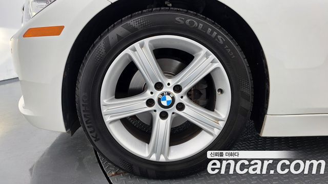 BMW 3 Series (F30) 320i 2012 — фото 5