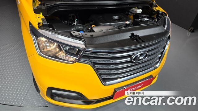 Hyundai Grand Starex School Bus 2019 — фото 6