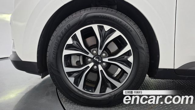 Kia Carnival (IV) Diesel 9-Seater Prestige 2023 — фото 5