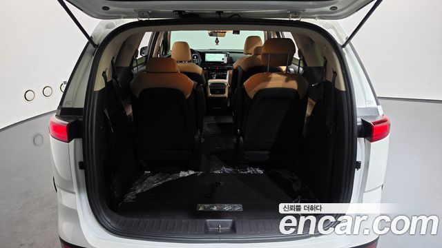 Kia Carnival (IV) Diesel 9-Seater Prestige 2023 — фото 17