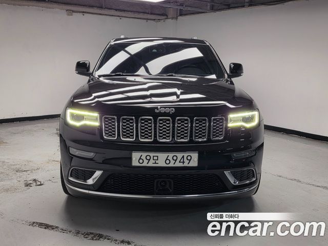 Jeep Grand Cherokee 3.0 Diesel Overland Summit WK2 2018 — фото 3