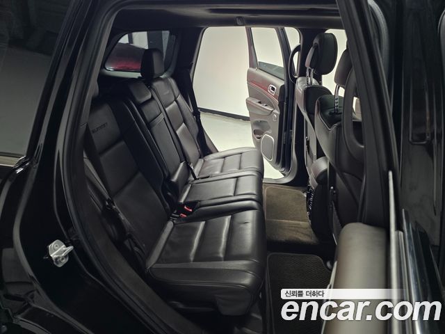 Jeep Grand Cherokee 3.0 Diesel Overland Summit WK2 2018 — фото 16