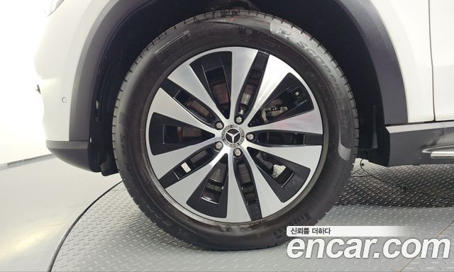 Mercedes-Benz GLE-Class (W167) GLE300d 4MATIC 2023 — фото 5