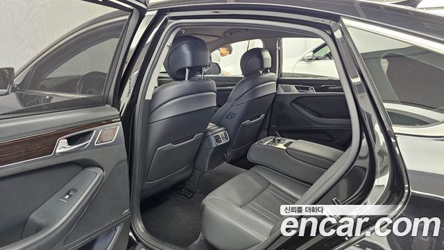 Genesis G80 3.3 GDI AWD Premium Luxury 2018 — фото 12