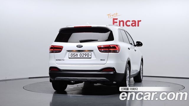 Kia Sorento Diesel 2.0 2WD Prestige 2016 — фото 4