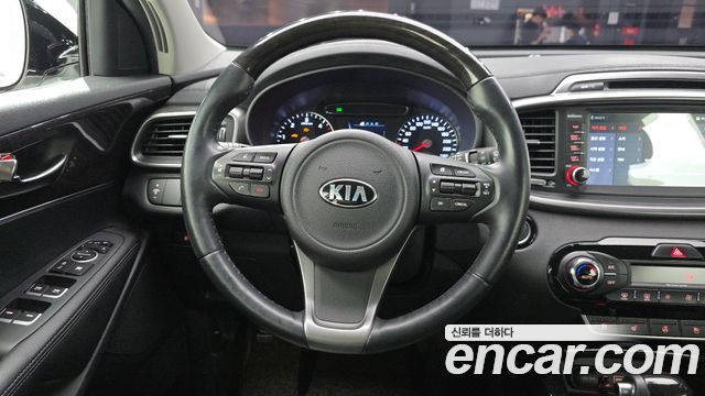 Kia Sorento Diesel 2.0 2WD Prestige 2016 — фото 13