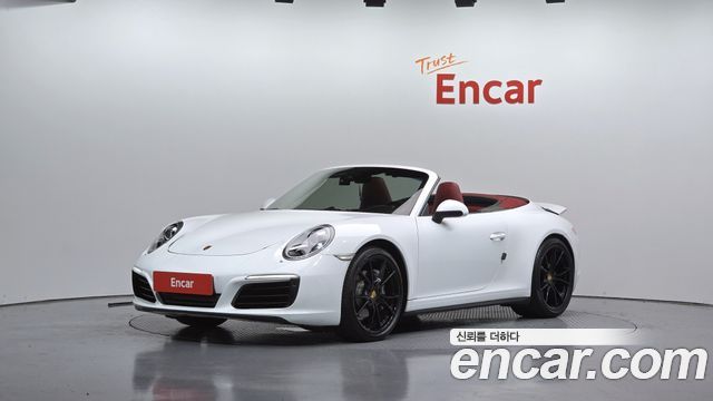 Porsche 911 CARRERA 4 CABRIOLET 991