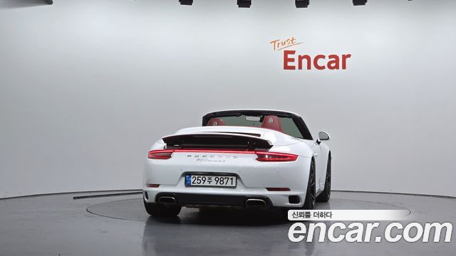 Porsche 911 CARRERA 4 CABRIOLET 991 2018 — фото 4