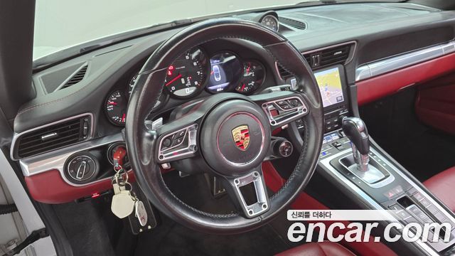Porsche 911 CARRERA 4 CABRIOLET 991 2018 — фото 13