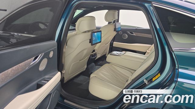 Genesis Electrified G80 (RG3) e-AWD 2022 — фото 12