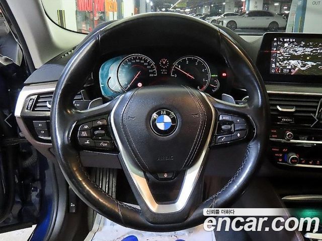BMW 5 Series (G30) 520d xDrive Luxury Plus 2018 — фото 7