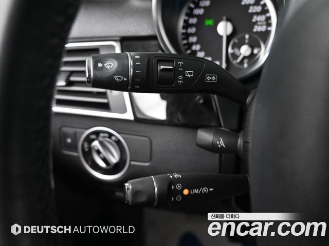 Mercedes-Benz M-Class (W166) ML350 BlueTEC 4MATIC 2013 — фото 21