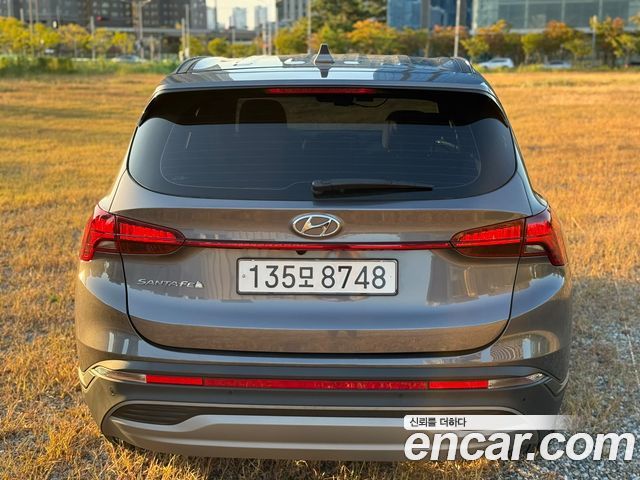 Hyundai Santa Fe Diesel 2.2 2WD Exclusive 2022 — фото 2