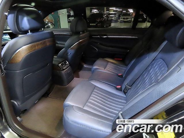 Genesis G90 3.3 T AWD Luxury 2019 — фото 7