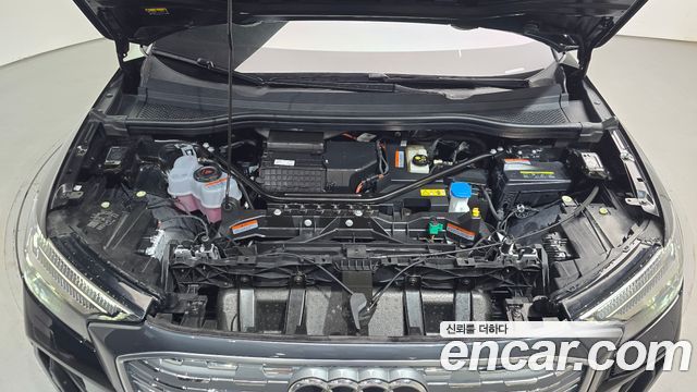 Audi Q4 e-tron (F4) 45 Premium 2025 — фото 6