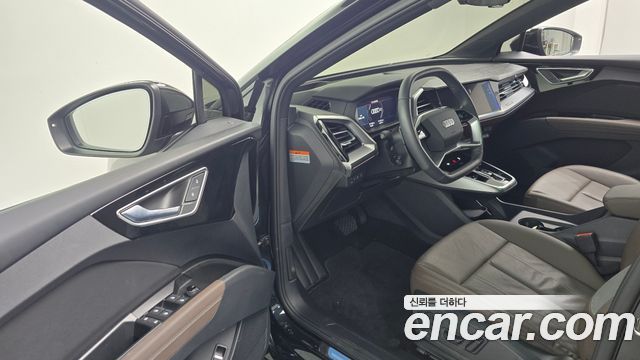 Audi Q4 e-tron (F4) 45 Premium 2025 — фото 10